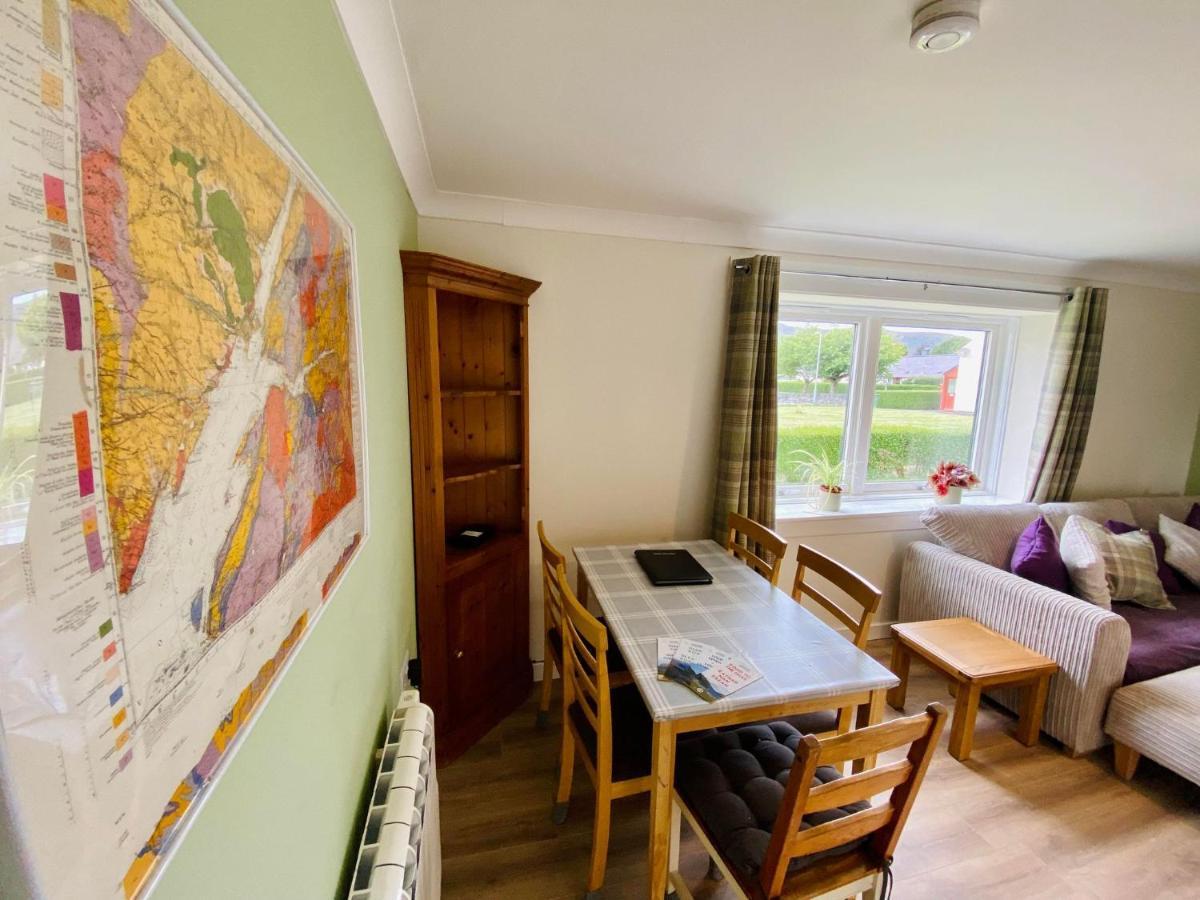 Cosy Town Bungalow Inverlochy Esterno foto